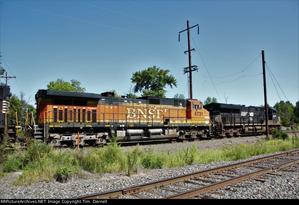 BNSF 4731 on 28M